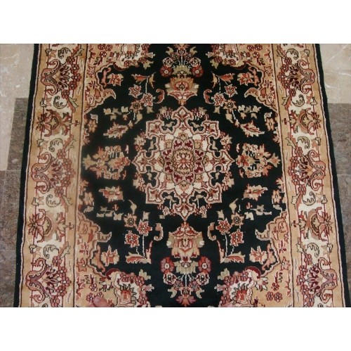 Wow Exclusive Exotic Black Amazed Rectangle Area Rug Hand Knotted Wool Silk Carpet'