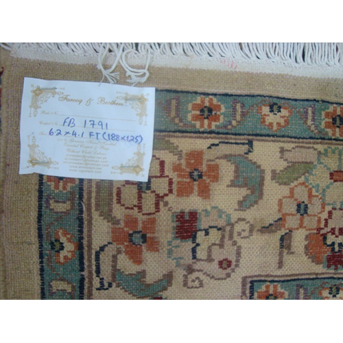 Beige Ivory Lovely Medallion Flower Area Rug Hand Knotted Wool Silk Carpet'