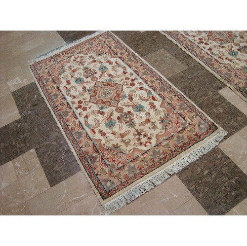 Sarafia Medallion Flowers Oriental Rectangle Area Rug Hand Knotted Wool Silk Carpet'