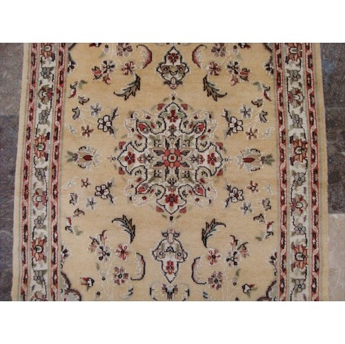 Ahmedani Gorgeous Floral Medallion Hand Knotted Wool Silk Carpet 5.1' x 2.11' Area Rug - Cream