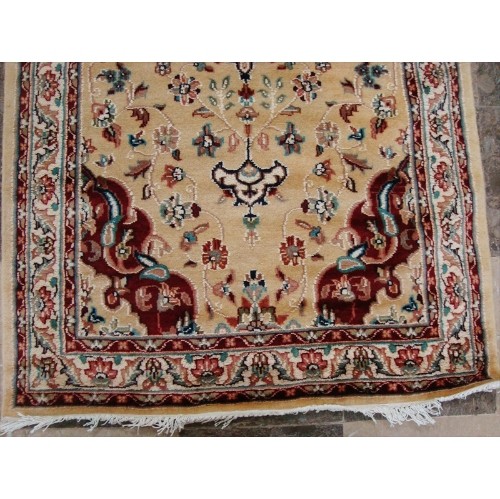 Ahmedani Floral Medallion Hand Knotted Wool Silk Carpet 5.3' x 3.1' Area Rug - Cream