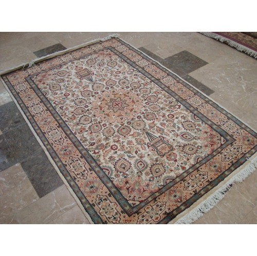 Exclusive Jhoomar Beauty Floral Oriental Area Rug Hand Knotted Wool Silk Carpet'