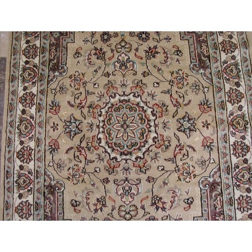 Ahmedani Beige Tan Beauty Floral Oriental Hand Knotted Wool Silk Carpet 6.1' x 4.1' Area Rug - Beige/Tan