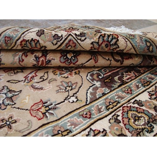 Ahmedani Beige Tan Beauty Floral Oriental Hand Knotted Wool Silk Carpet 6.1' x 4.1' Area Rug - Beige/Tan