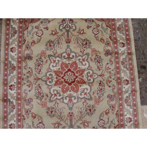 Ahmedani Wow Cream Ivory Floral Oriental Hand Knotted Wool Silk Carpet 4.11' x 3.0' Area Rug - Cream/Ivory