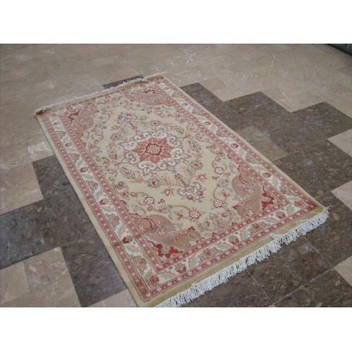 Ahmedani Wow Cream Ivory Floral Oriental Hand Knotted Wool Silk Carpet 4.11' x 3.0' Area Rug - Cream/Ivory
