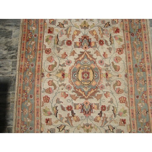 Ahmedani Classic Medallion Floral Hand Knotted Wool Silk Carpet 2.11' x 5.2' Area Rug - Ivory