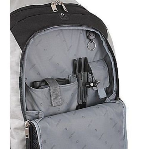 Sac à dos à roulettes Modec Locker Mate 16 po d’EnGenius