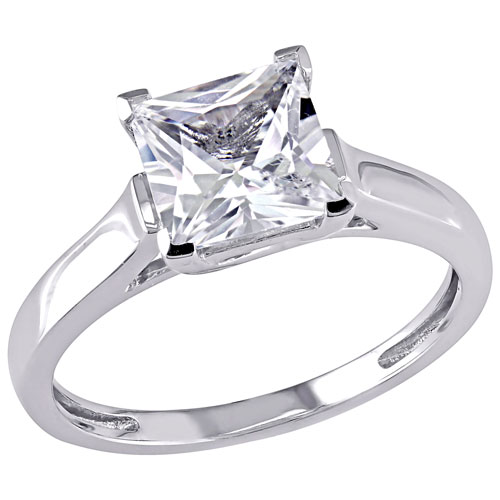 Solitaire Engagement Ring in 10K White Gold with White Created Sapphire - Size 6