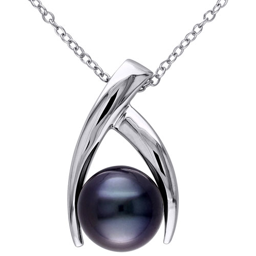 Classic Pendant with Black Pearl on a 17.5" Sterling Silver Chain