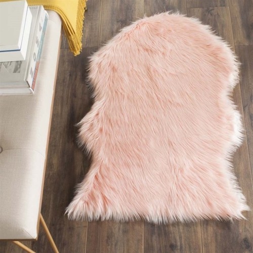 Tapis à poils longs en similicuir rose peau de mouton de Safaeh - 4 x 6 pi