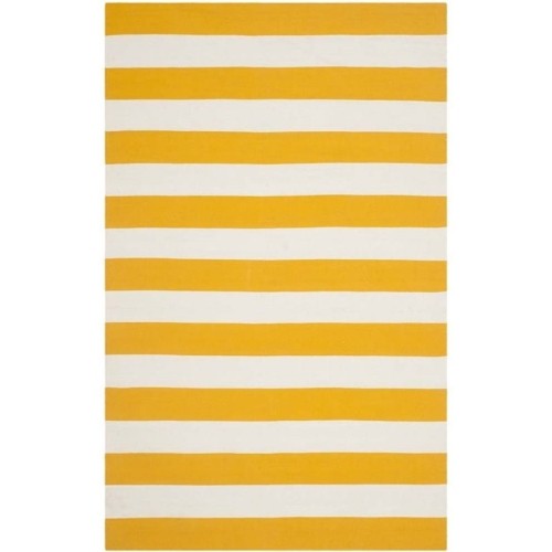 Safavieh Montauk Yellow Contemporary Rug - 5' x 8'