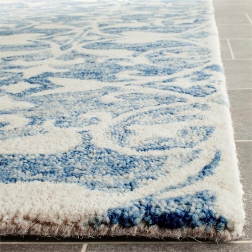 Safavieh Chatham 3' X 5' Hand Tufted Wool Rug in Dark Blue and Ivory