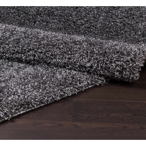 AG Home Victoria 5'3" x 7'7" Shag Area Rug - Charcoal