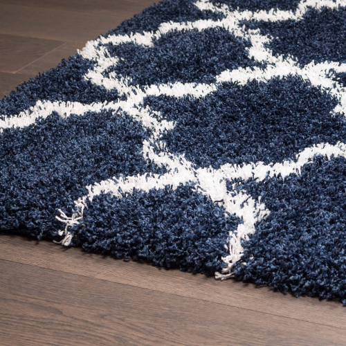 AG Home Victoria Lattice 5'3" x 7'7" Shag Area Rug - Navy