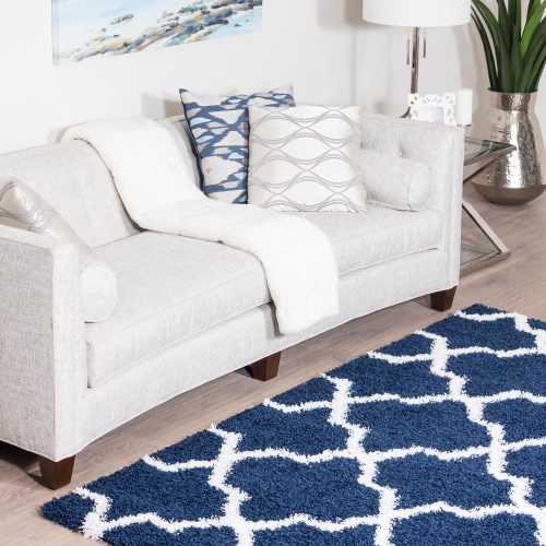 AG Home Victoria Lattice 5'3" x 7'7" Shag Area Rug - Navy