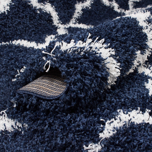 AG Home Victoria Lattice 5'3" x 7'7" Shag Area Rug - Navy