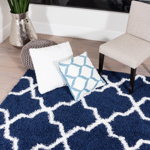 AG Home Victoria Lattice 5'3" x 7'7" Shag Area Rug - Navy