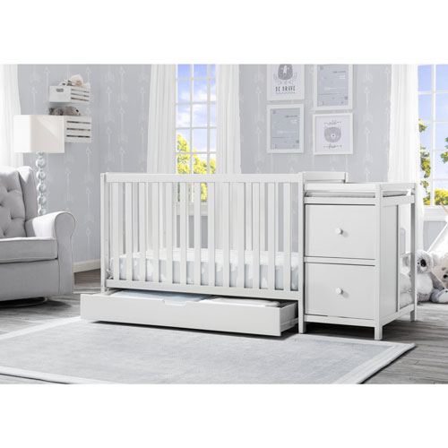 Delta Ultimate 4 In 1 Convertible Crib With Changing Table