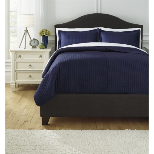 ASHLEY FURNITURE Ashley Raleda King Coverlet Set In Navy