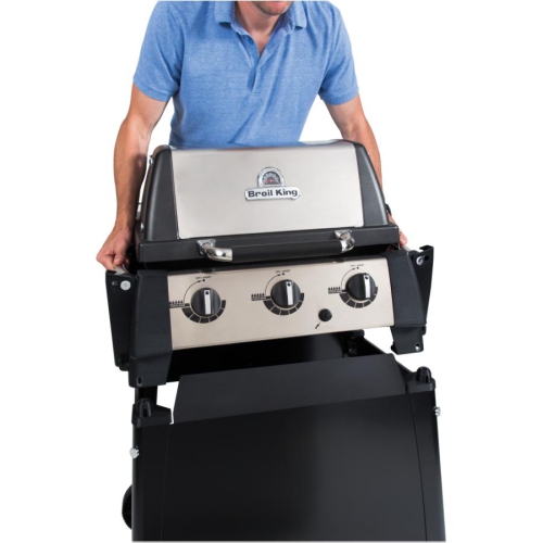 BROIL KING Porta-Chef 320 3 Burner 430 sq. in. 18,000BTU Propane Barbecue