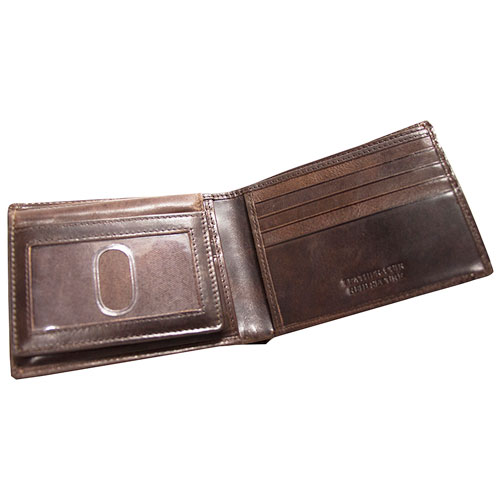 Portefeuille RFID à deux volets en cuir avec rabat intérieur Boulder de Mancini - Brun