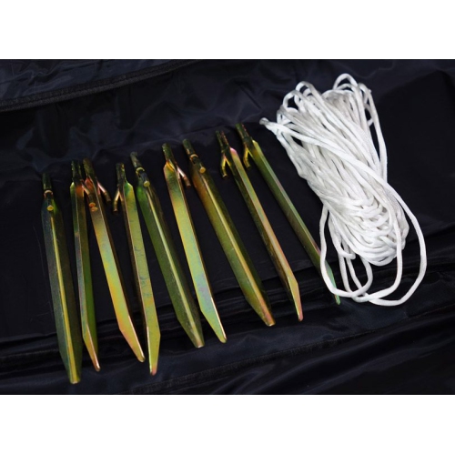 EluneVision Movie Master 144'' Easy-Fold Projector Screen - open box