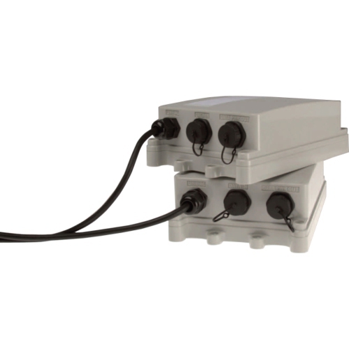 Outdoor ready IP66-rated midspan compliant with IEEE802.3af and 802.3at. Built i