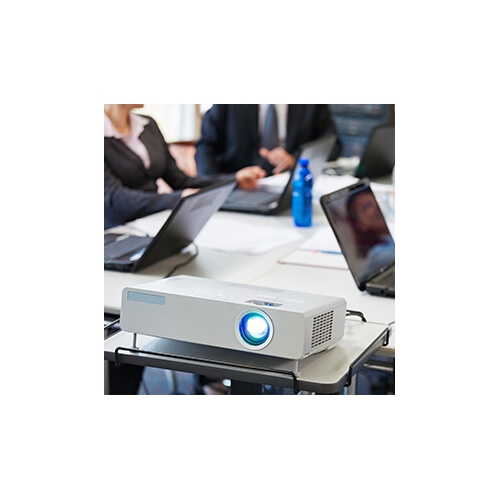 Belkin 9.8 '' HDMI to VGA Adapter with Micro-USB Power- Black