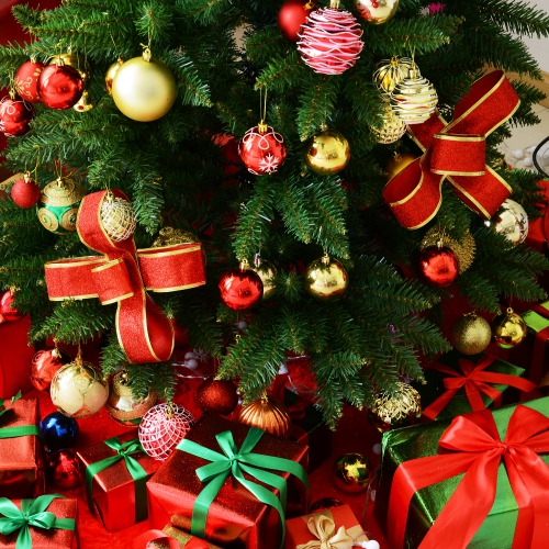 6.9ft Artificial Christmas Tree Evergreen Spruce w/ Metal Stand 865 Branch Tips