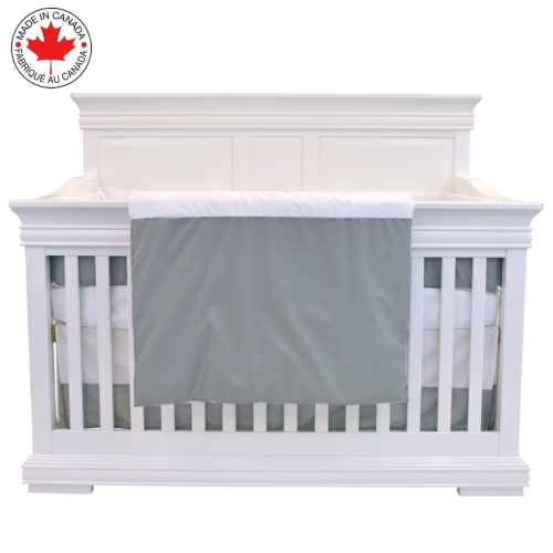 BEBELELO  - 5 Pieces Bedding for Baby - Grey And With A Firefighter Truck Pattern In Red