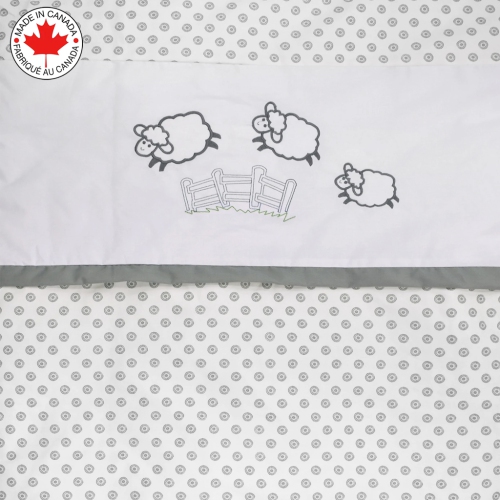 Bebelelo - 5 pieces bedding for baby - grey and white with a Sheep pattern