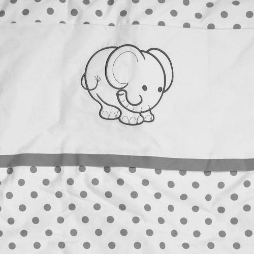 Bebelelo - 5 pieces bedding for baby - grey and white with an Elephant pattern