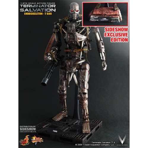 Sideshow Hot Toys Action Figure Terminator Salvation: 1/6 Scale T