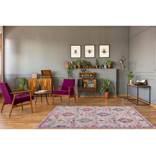 Katrina Beige Cream Traditional Indoor/Outdoor Area Rug 5'2" x 7'5"