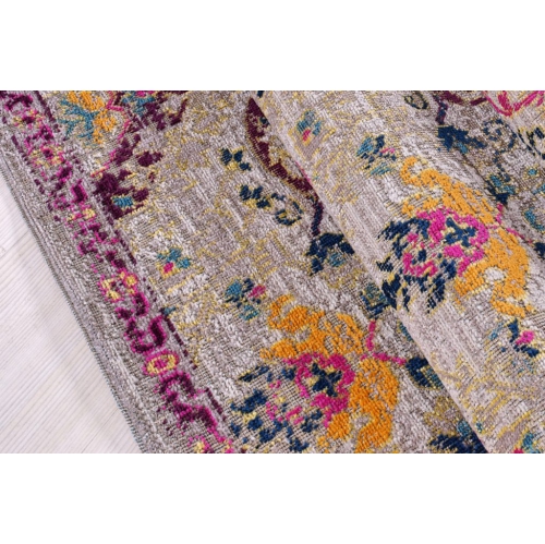 Katrina Beige Cream Traditional Indoor/Outdoor Area Rug 6'5" x 9'5"