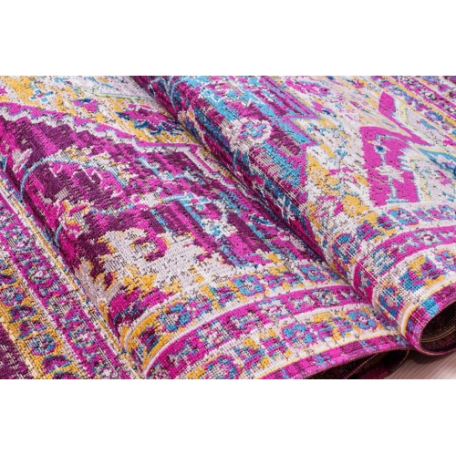 Elson Lilac Beige Traditional Indoor/Outdoor Area Rug 6'5" x 9'5"