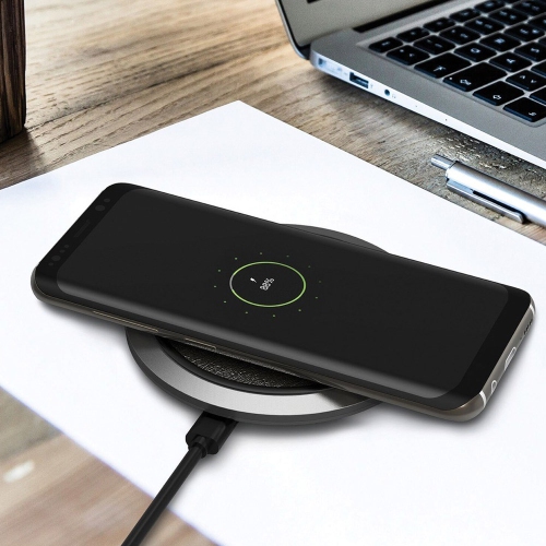 iWalk ADA007US-001A Wireless Charging Pad for iPhoneX/8 & Samsung Galaxy S8 - Black