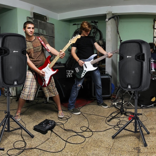 Lot de 2 haut-parleurs amplifiés portables 15" Costway, 2 voies, 2000 W, avec supports et télécommande