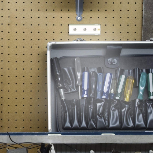 General Electric – Lampe utilitaire à DEL à piles, 6 po, blanc, 17560