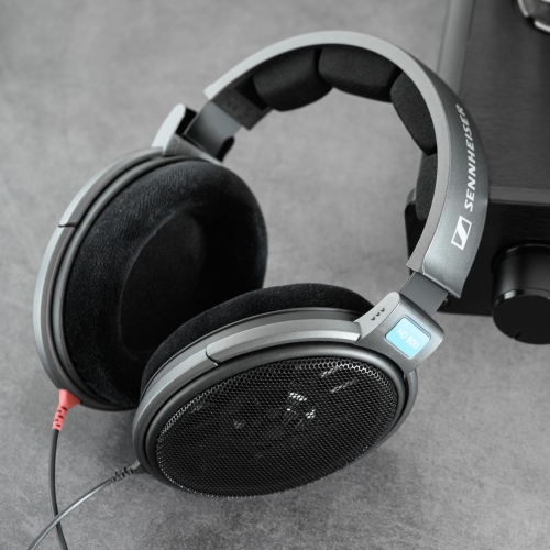Sennheiser HD 600 - Audiophile Hi-Res Open Back Dynamic Headphone