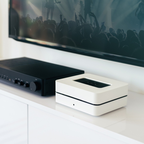 Bluesound Vault 2i Disque dur réseau haute résolution 2 téraoctets Music Streamer CD Copier, Bluetooth, Airplay 2 - Blanc - Compatible avec Alexa et