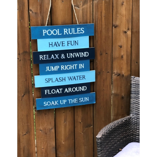 Signe de devis pour les règles de la piscine d'été
