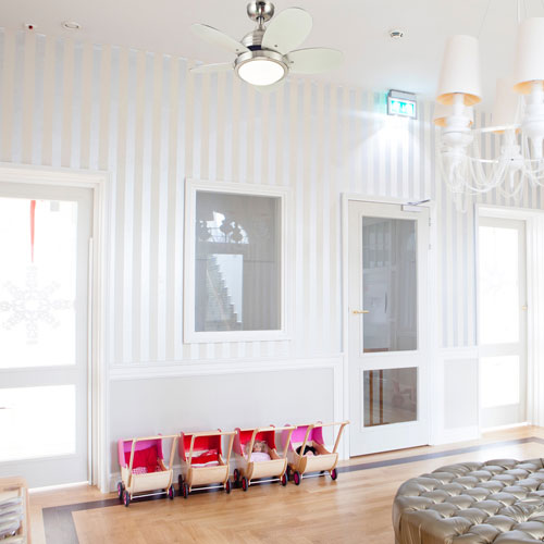 Ventilateur de plafond de 30 po Roundabout de Westinghouse Lighting - Nickel brossé