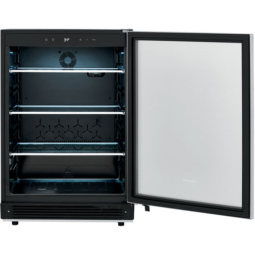 Réfrigérateur à boissons encastrable de 165 canettes de 5,3 pi³ Gallery de Frigidaire