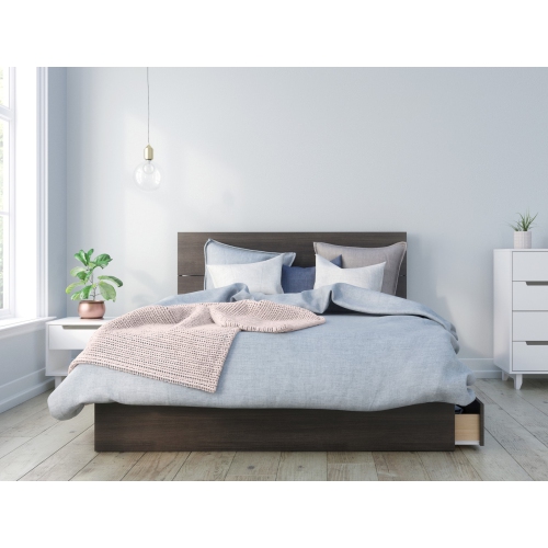 Ensemble pour chambre à coucher 3 pièces avec cadre de lit, tête de lit et table de chevet de Nexera