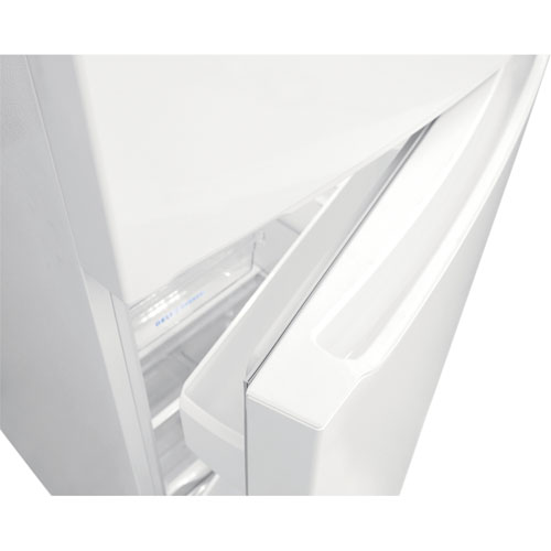Frigidaire 30" 18.3 Cu. Ft. Top Freezer Refrigerator (FFTR1835VW) - White