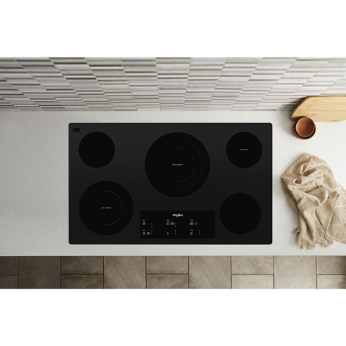 Réfrigérateur à congélateur supérieur 11,6 pi³ 24 po éclairage DEL de Whirlpool - Blanc