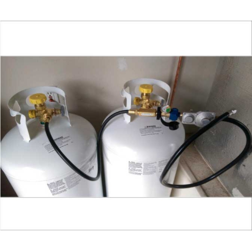 L’indicateur de niveau de réservoir de propane de la zone des pièces de la grille convertit le raccord POL en raccord QCC1/type 1 pour le camping-car