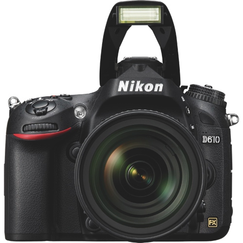 Appareil photo reflex numérique D610 de Nikon et objectif NIKKOR AF-S 24-85&nbsp;mm ED VR - Boîte ouverte